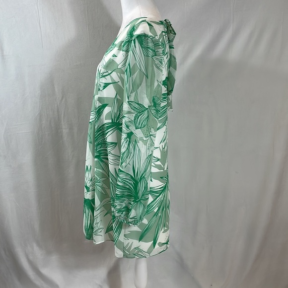 BCBG Dress Size XS Green and White Floral Print - Picture 2 of 11
